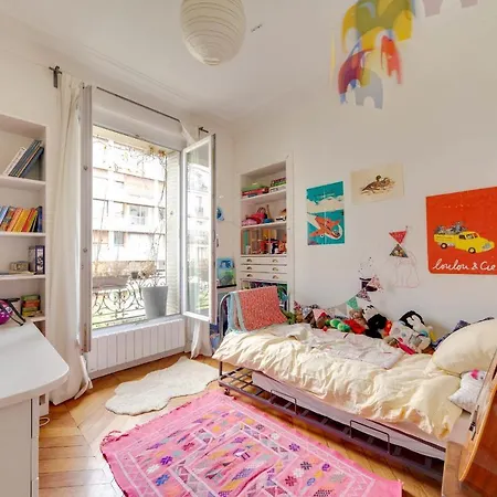Guestready - Typical Parisian Near 