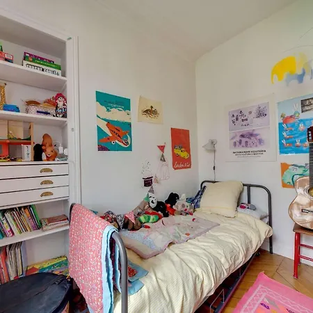 Guestready - Typical Parisian Near 